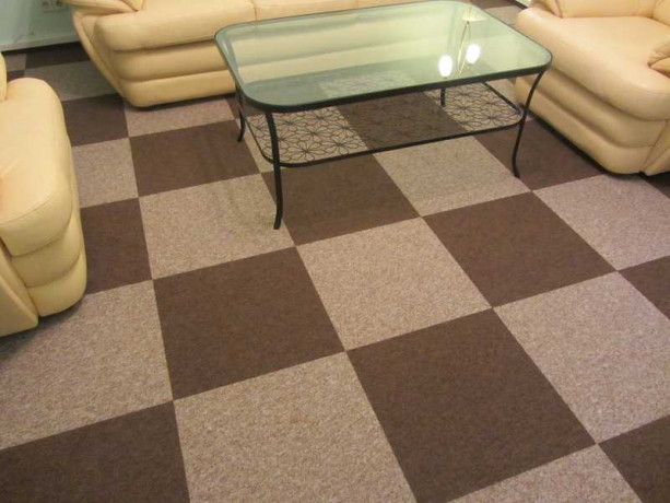 Ковровая Плитка Everest (Эверест) 76 Серо-черный