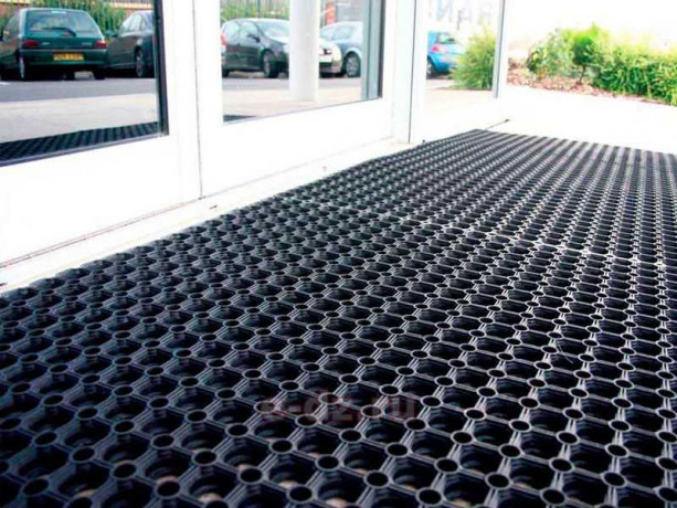 Ячеистый коврик