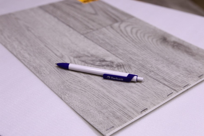 Линолеум Discovery - Cardinal 1 (Дисковери - Кардинал 1)