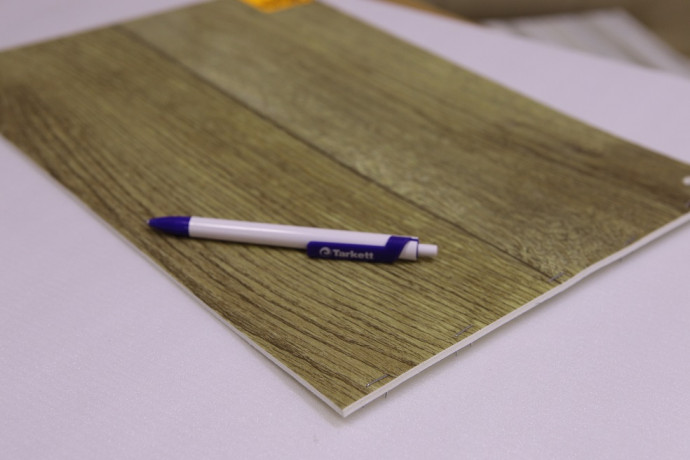 Линолеум Discovery - Cardinal 3 (Дисковери - Кардинал 3)